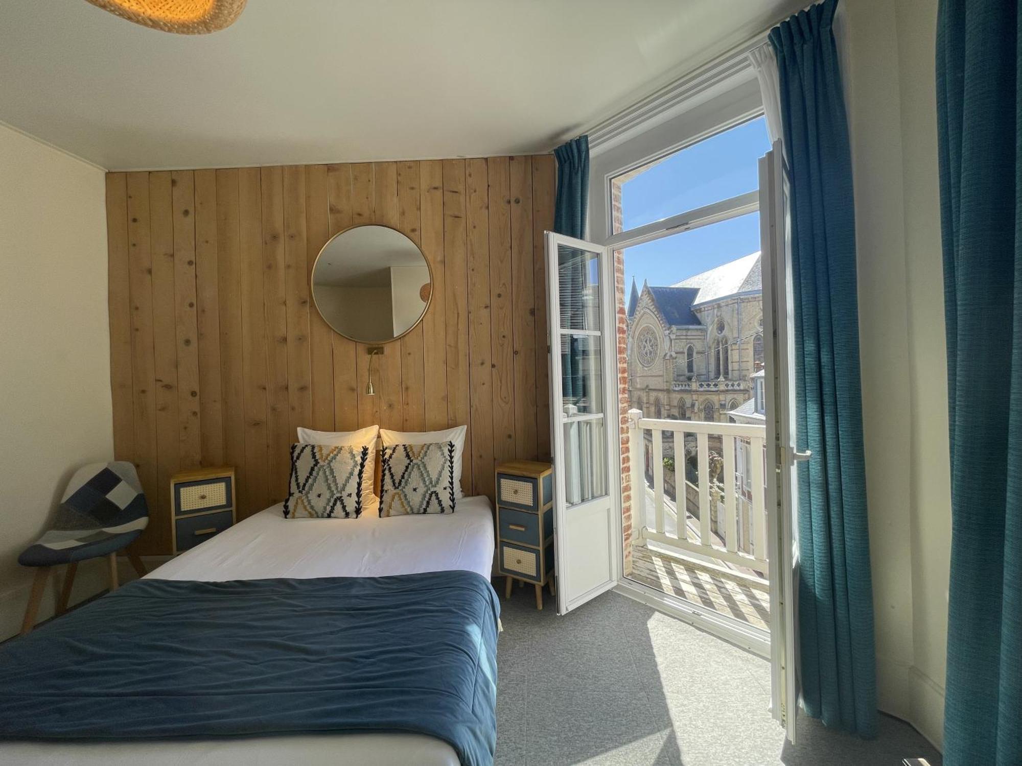 Le Trouville - Hotel De Charme Exterior photo